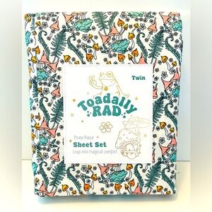 Toadally Rad Mushrooms and Frogs Three Piece Twin Size Sheet Set